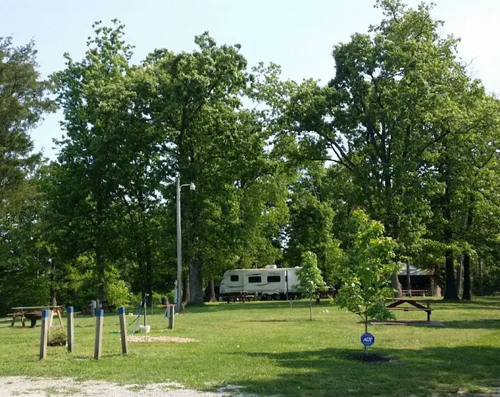 Happy Camper RV park Picture 9