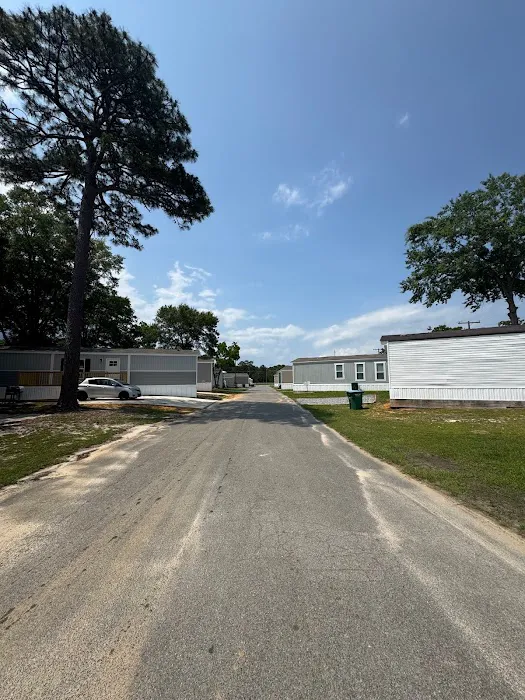 Isle of Pines Manufactured Housing Community Picture 9