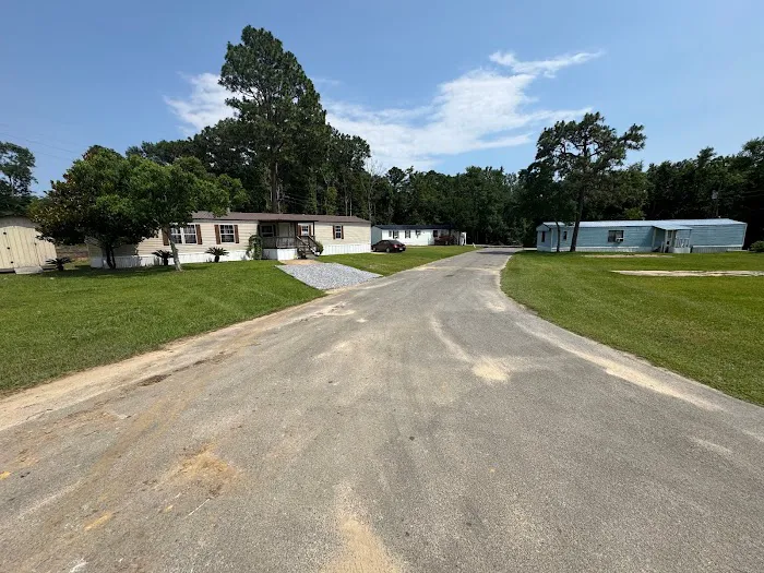 Isle of Pines Manufactured Housing Community Picture 8