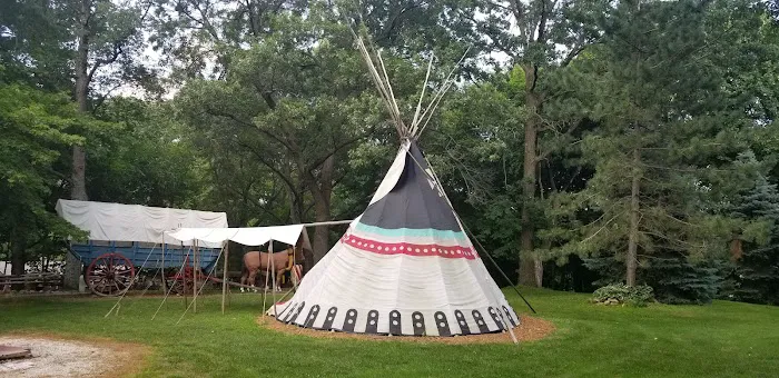 Sheltering Oaks Campground Picture 1