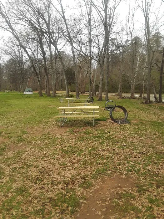 Cedar Creek RV & Outdoor Center Picture 9