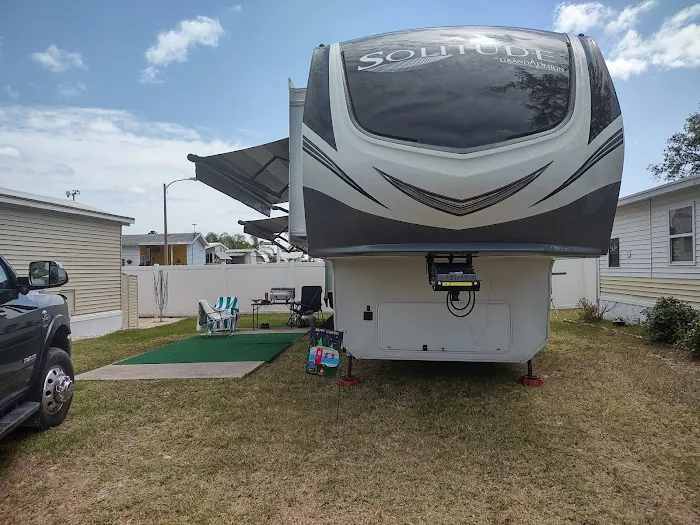 Hunter's Run RV Estates Picture 2