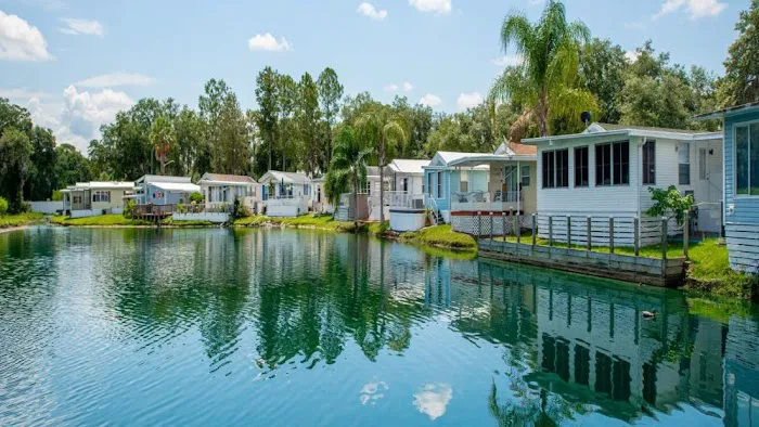 Southern Charm Picture 10