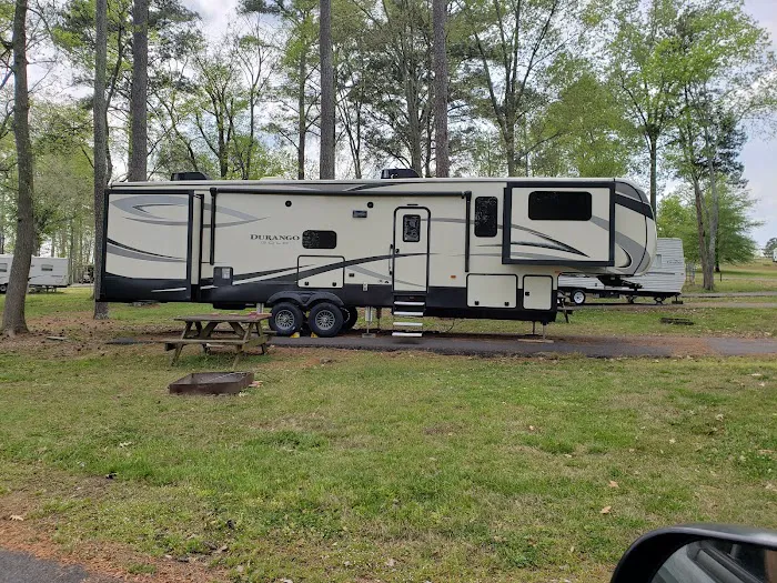 Seibold Campground & Marina Picture 1