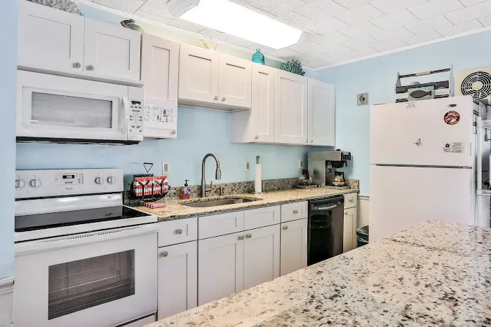 Whispering Pines Manufactured Home Community Picture 6