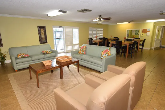 Siesta Lago Manufactured Home Community Picture 3