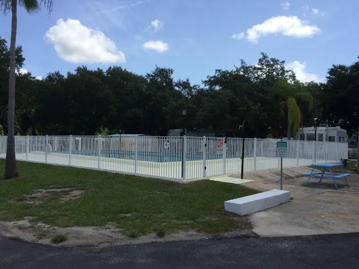 Kissimmee RV Park Picture 5