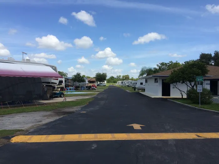 Kissimmee RV Park Picture 6