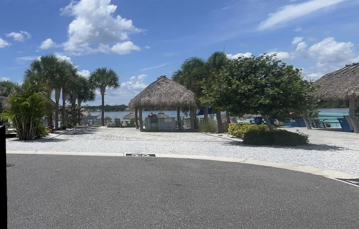 RV'S ADVENTURE FL, LLC Picture 3