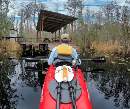 Minnies Lake Canoe Shelter