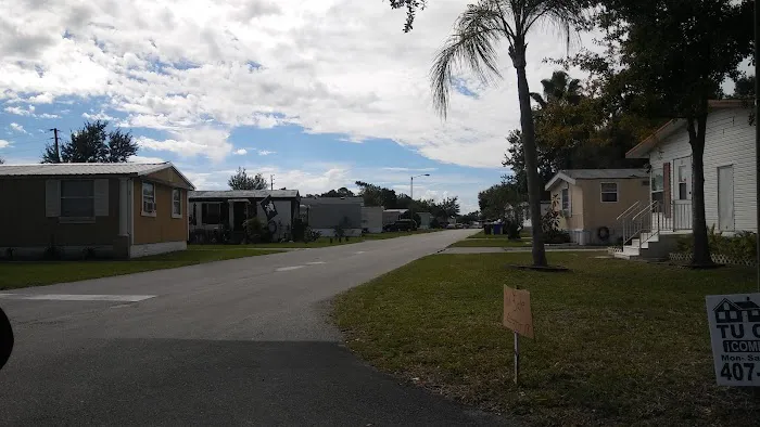 Country Club Village Mobile Home Picture 8