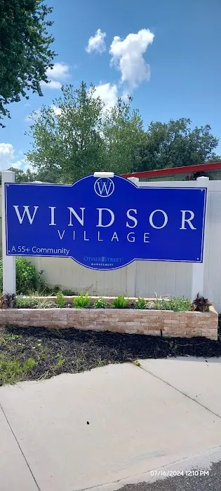 Windsor Village Picture 8