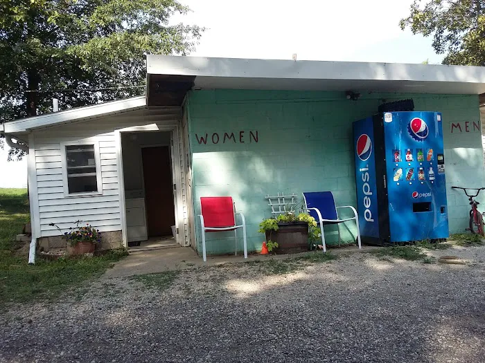 Hickory Lane Campground Picture 8