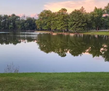 Tin Cup RV Park - Mahomet, Illinois