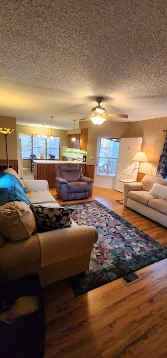 Coachlight Village Mobile Home Park Picture 7