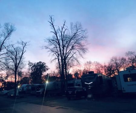TN 40 & RV Park - Free Wifi