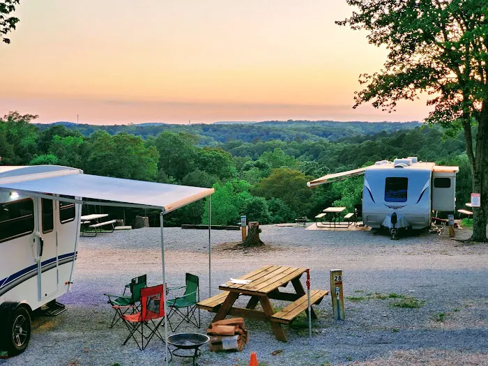 Wanderlust RV Park & Cabins Picture 4