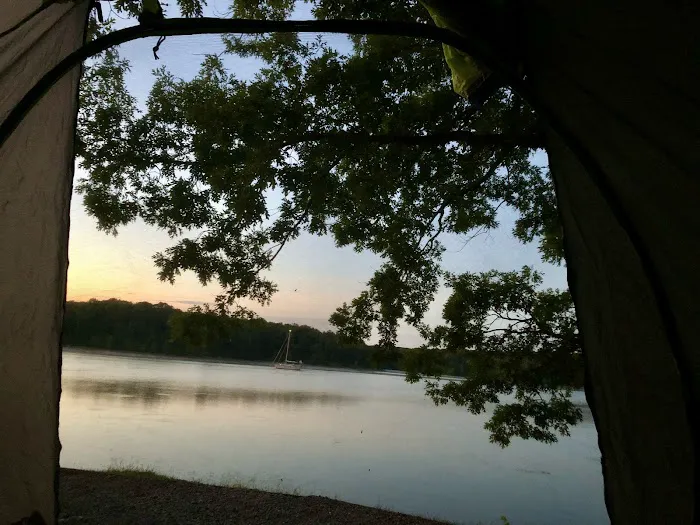 Smith Bay Self-Service Campground & Boat Ramp Picture 5
