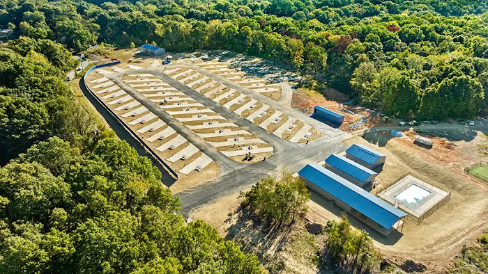 Blue Springs RV Park Picture 10
