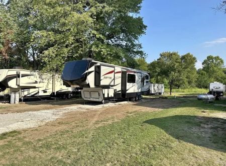 Hickory Creek Mobile Home Park