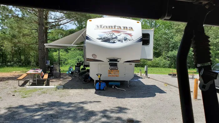 Dan's Riverview RV Park Picture 3
