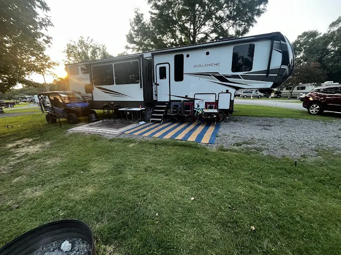 Arrowhead Lake Camp Ground & Recreational Center Picture 1