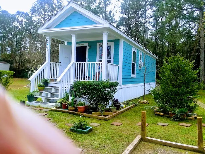 Coast Meadows Mobile Estate Picture 3