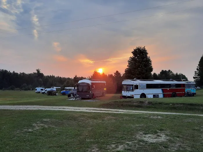 Byce’s Michihistrigan Campground Bar and Cabins Picture 7