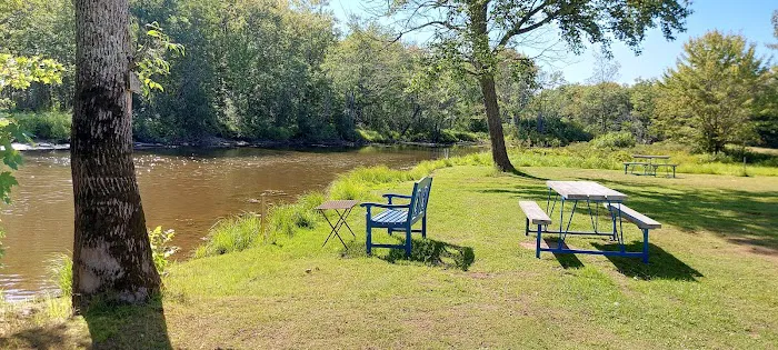 Confluence Camping Boat Launch & Rental ( KALLIOS LANDING) Picture 7