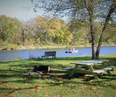 Geneseo Ikeu2019s Campground