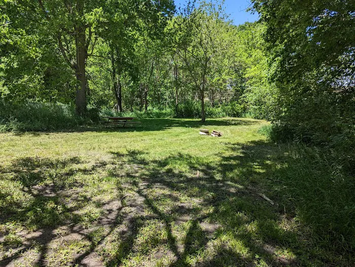 Frakers Grove Farm Picture 1