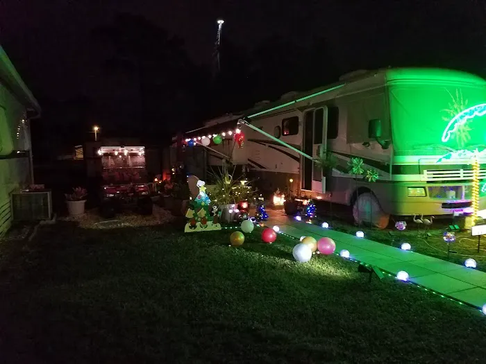 Palm View Gardens RV Resort Picture 1