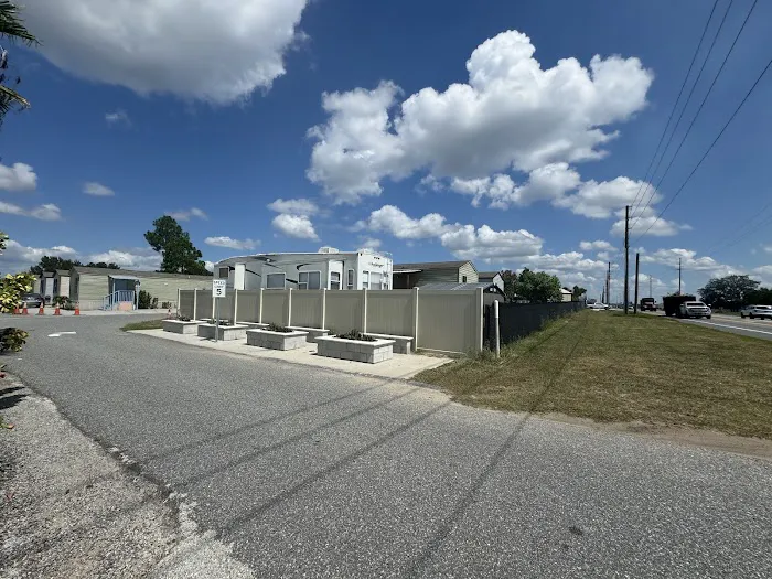 Midway RV Park Picture 6