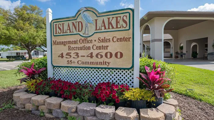 Island Lakes Picture 5