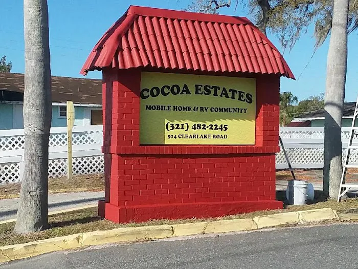 Cocoa Estates Mobile Home & RV Park Picture 3