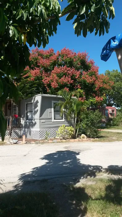 Byrd Plaza Mobile Home Park Picture 8