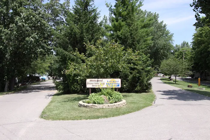 Lakeland Campground Picture 4