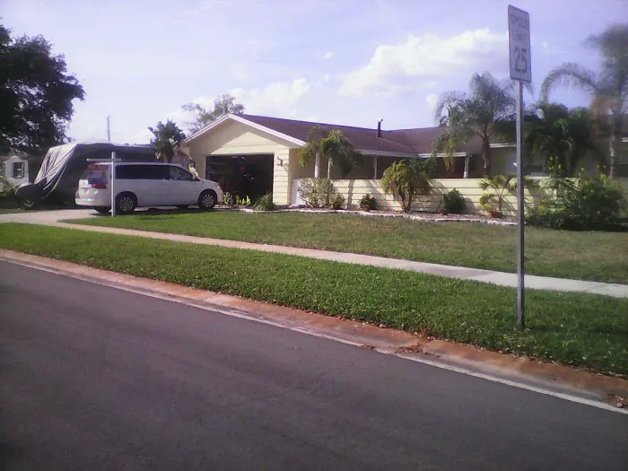 Town & Country Mobile Home Park Picture 9