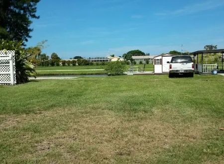 Town & Country Mobile Home Park