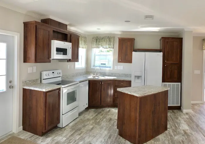 Maplewood Village Mobile Home Community Picture 8