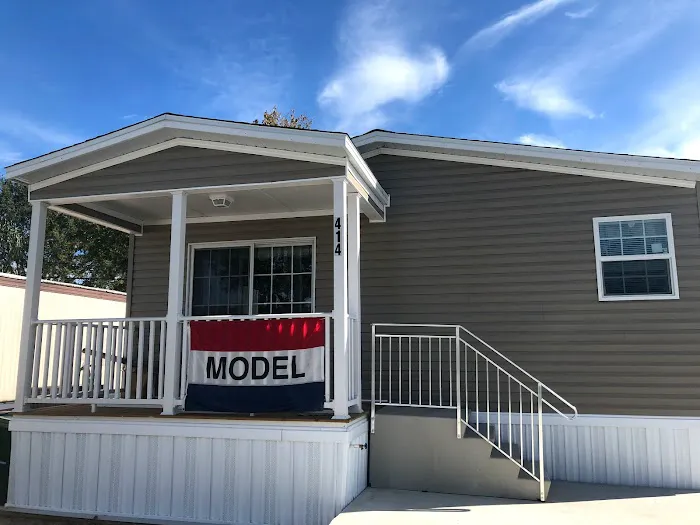 Maplewood Village Mobile Home Community Picture 1