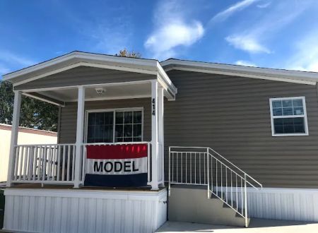 Maplewood Village Mobile Home Community