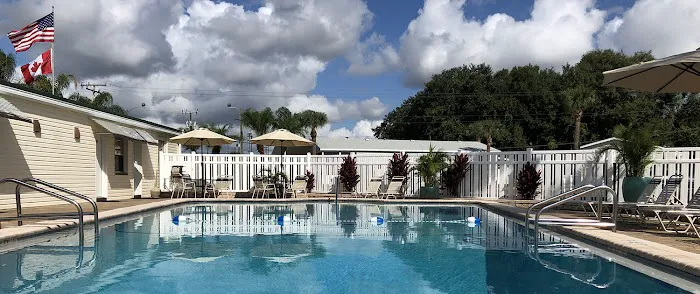Maplewood Village Mobile Home Community Picture 5