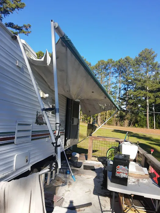 Lakepoint Campground Picture 1