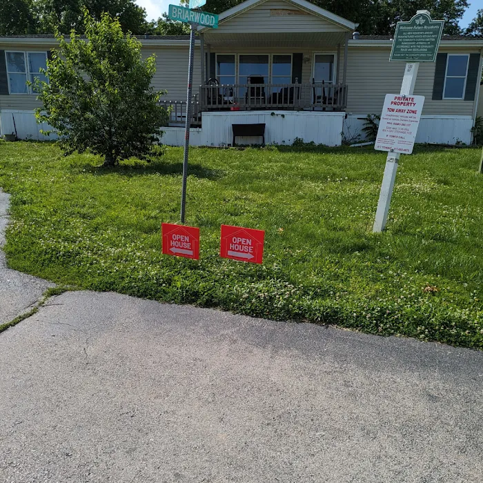 Briarwood Mobile Home Community Picture 10