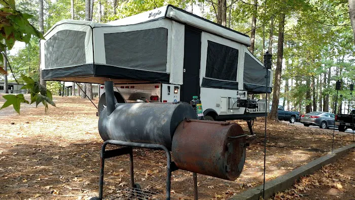 Holiday Harbor Campground Picture 4