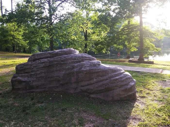 Coleman Lake Campground and Picnic Area Picture 9
