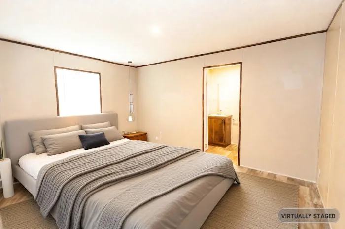 Lakewood Estates Mobile Home Community Picture 2