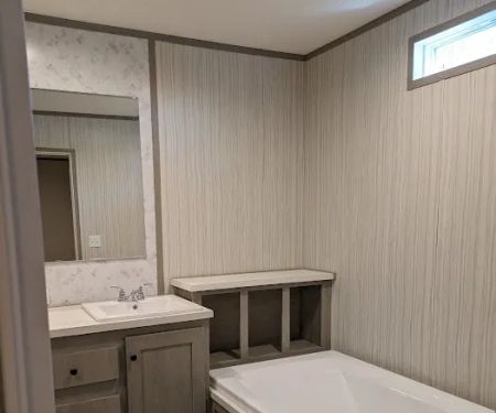 Lakewood Estates Mobile Home Community
