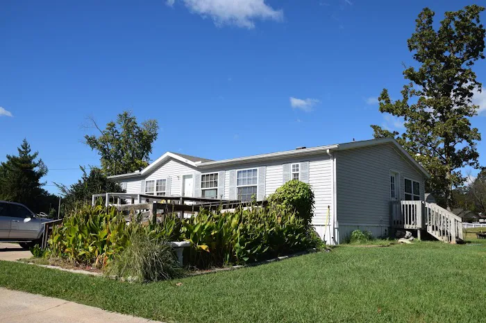 Oak Glen Manufactured Home Community Picture 5